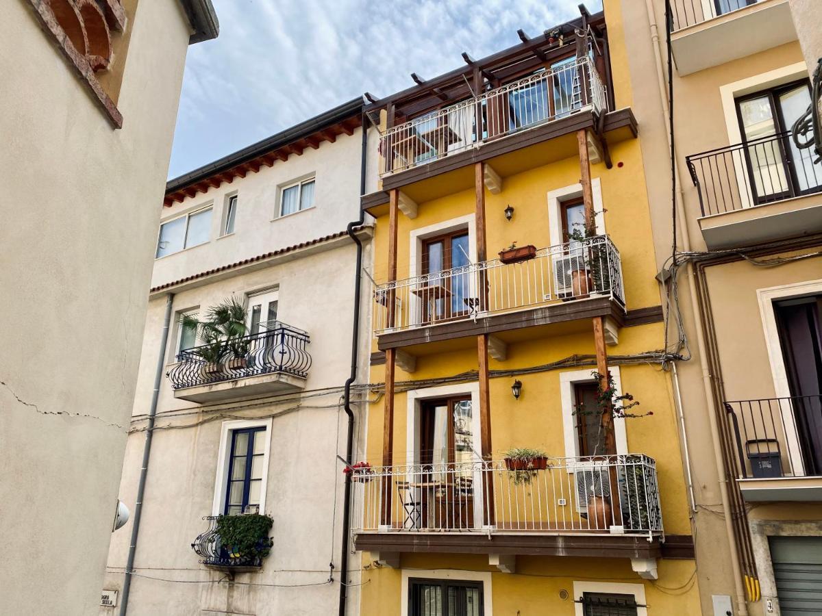 Отель Casa Ferrara Таормина Экстерьер фото